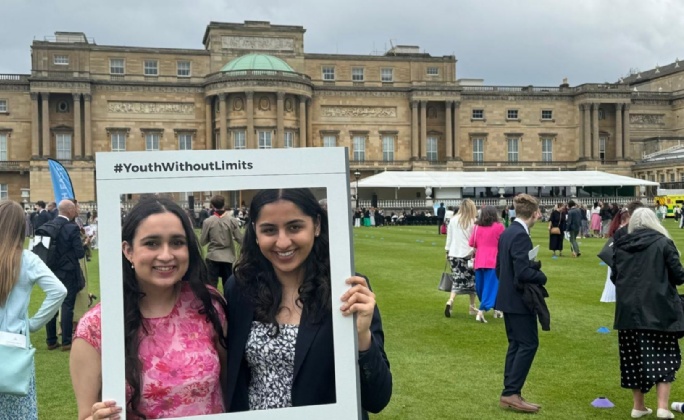 Latest News » Students Attend Buckingham Palace DofE Gold Award Celebration